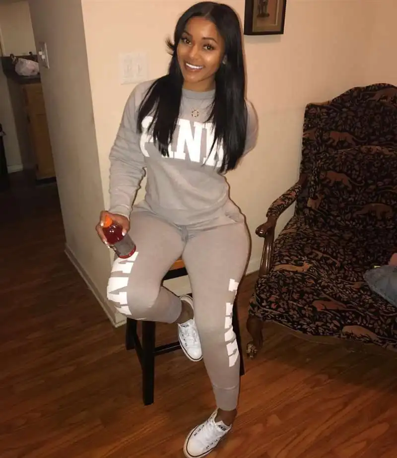 Женский спортивный костюм из двух предметов повседневный розовый свитшот с