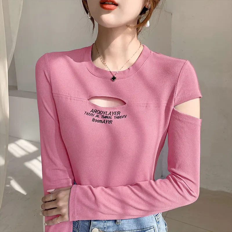 

동대문 Fall Korean Clothes Cotton T-Shirt Fashion Sexy Hollow Out Embroidered Letters Women Tops Long Sleeve Tees New