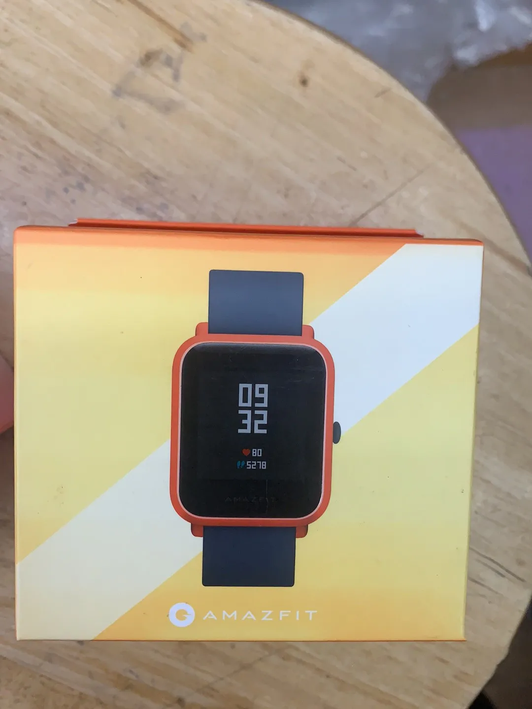 Умные часы глобальная версия Amazfit Bip, Bluetooth GPS + GLONASS, спортивный пульсометр, водонепроницаемость IP68, напоминание о звонках, приложение ZEPP