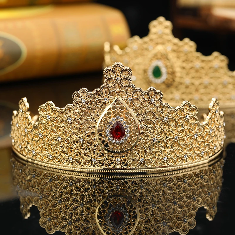 

Luxury Moroccan Gold Crown With Hollow Design For The Bride's Wedding Decoration Jewelry Crown