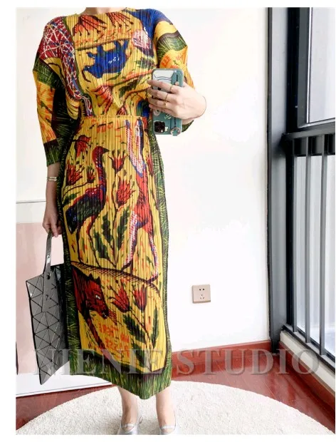 

HOT SELLING Miyake fold fashion o-neck half sleeve T-shirts + long skirt Vintage print two-piece suit IN STOCK