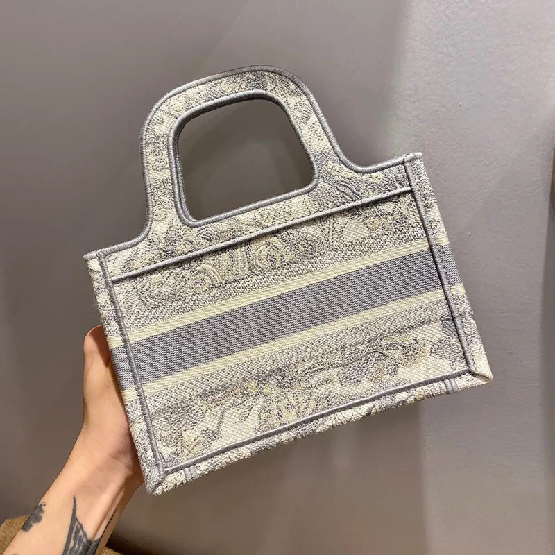 

New Mini Multifunctional Women Shopping Bag Luxury Designer Embroidered Fashion Pattern Hand-held Ladies Bag