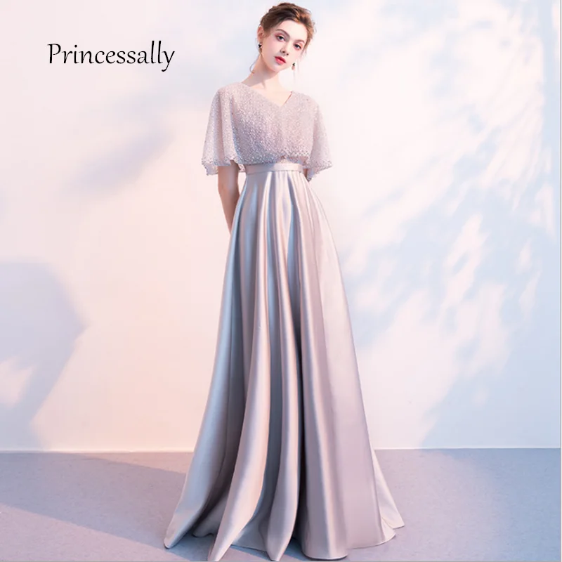 Женское атласное вечернее платье элегантное серое длинное трапециевидной формы