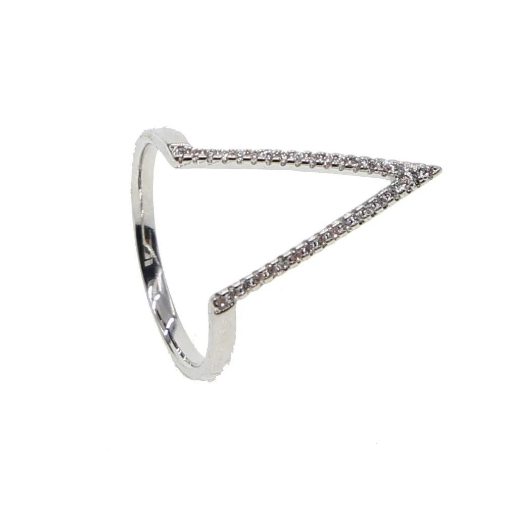 Женское кольцо с фианитом длинное Ювелирное Украшение V-образным вырезом |