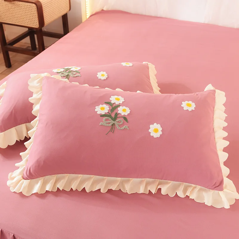 

Daisy Flower Cotton Bedding Family Set (Duvet Cover + Sheet + Pillow Case) Girl Bedroom Decoration High Quality Cotton Product