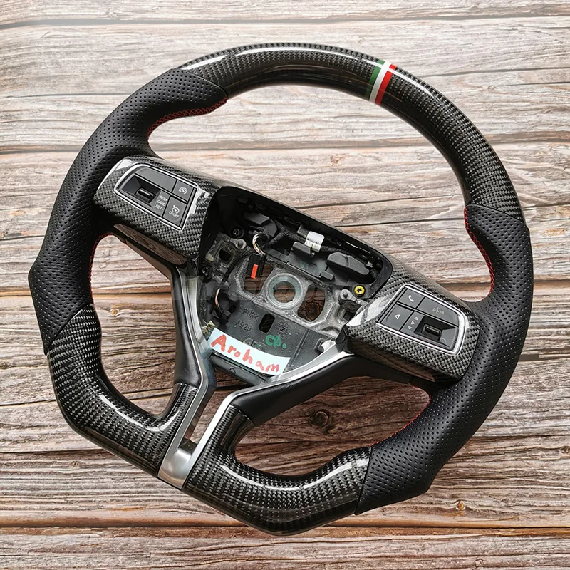 Высококачественное крутое рулевое колесо из углеродного волокна и замши для