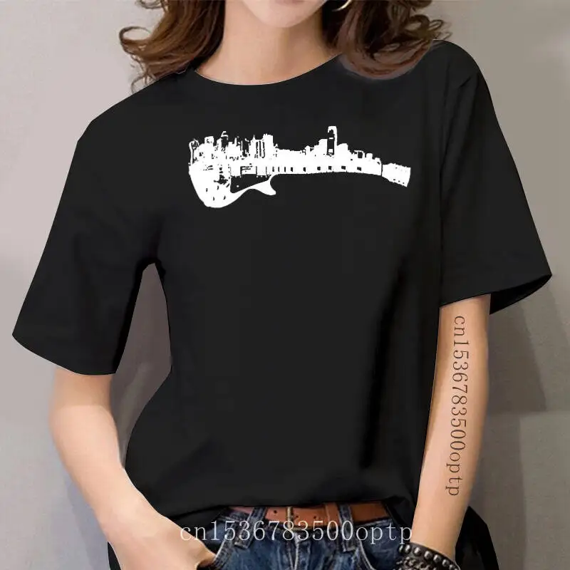 

tshirtmystyle- Banksy Guitar Town Retro Stencil Art women T-Shirt