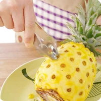 1pcs creative stainless steel peeler easy pineapple knife cutter corer clip salad fruit tools pineapple seed remover clip