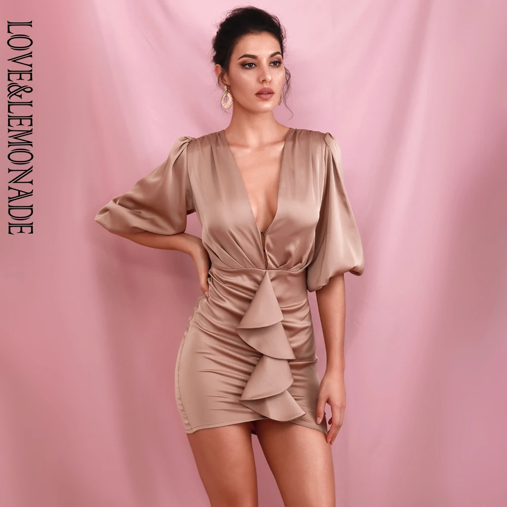 Женское платье LOVE & LEMONADE яркое сексуальное с глубоким треугольным вырезом