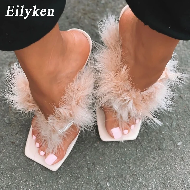 Eilyken летние шлепанцы женские пушистые сланцы Модные прозрачные туфли с
