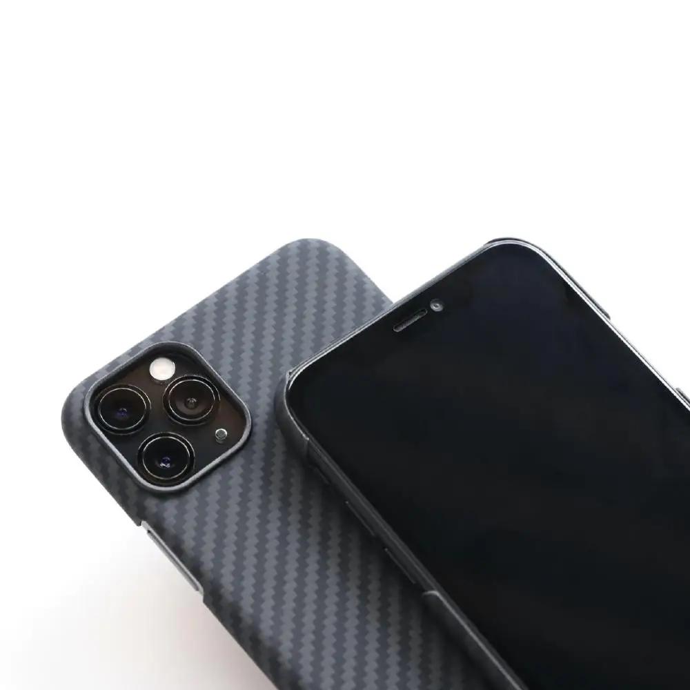Ультралегкий матовый чехол из 100% натурального углеродного волокна для защиты
