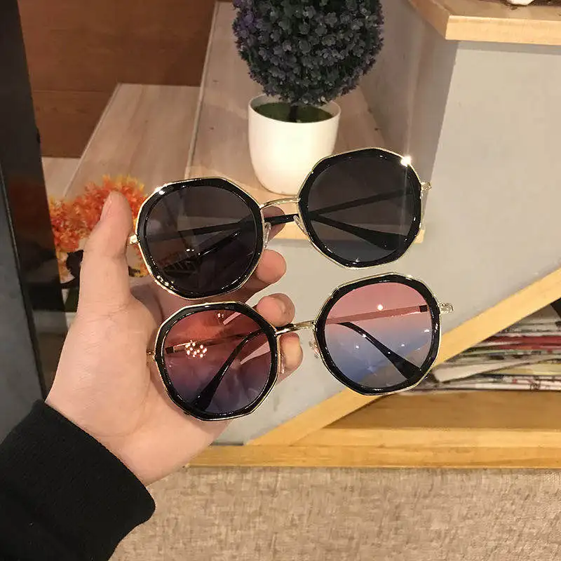 

Fashion Women's Glasses Retro Style Oval Black Decorations for Girls Luxury Designer Trending Products 2020 Glasses for Driving