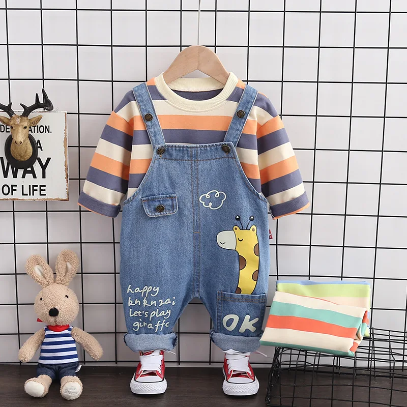 Children's clothing baby boy's clothes pure cotton plaid two-piece car printing jacket letter jeans casual sports suit |