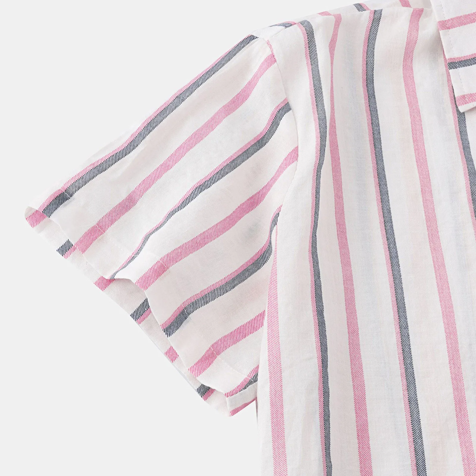 

2021 hot-selling men's shirt casual summer style simple striped turn-up collar breathable cool short-sleeved plus size shirt