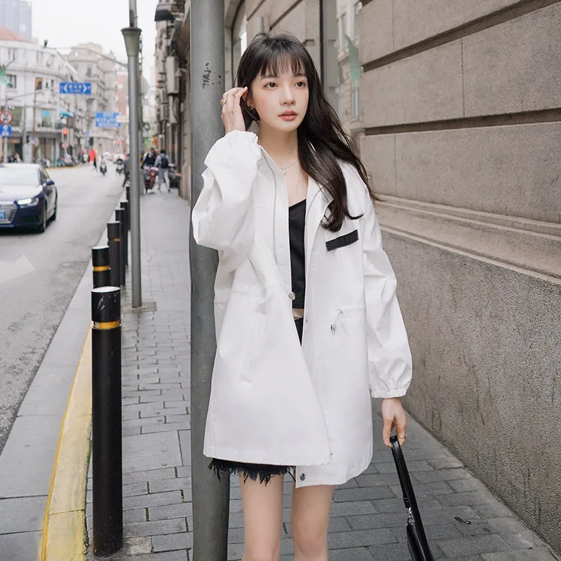 

2021 Autumn New Sports Trench Coat Lloose Short Waist Goddess Windbreaker Jacket
