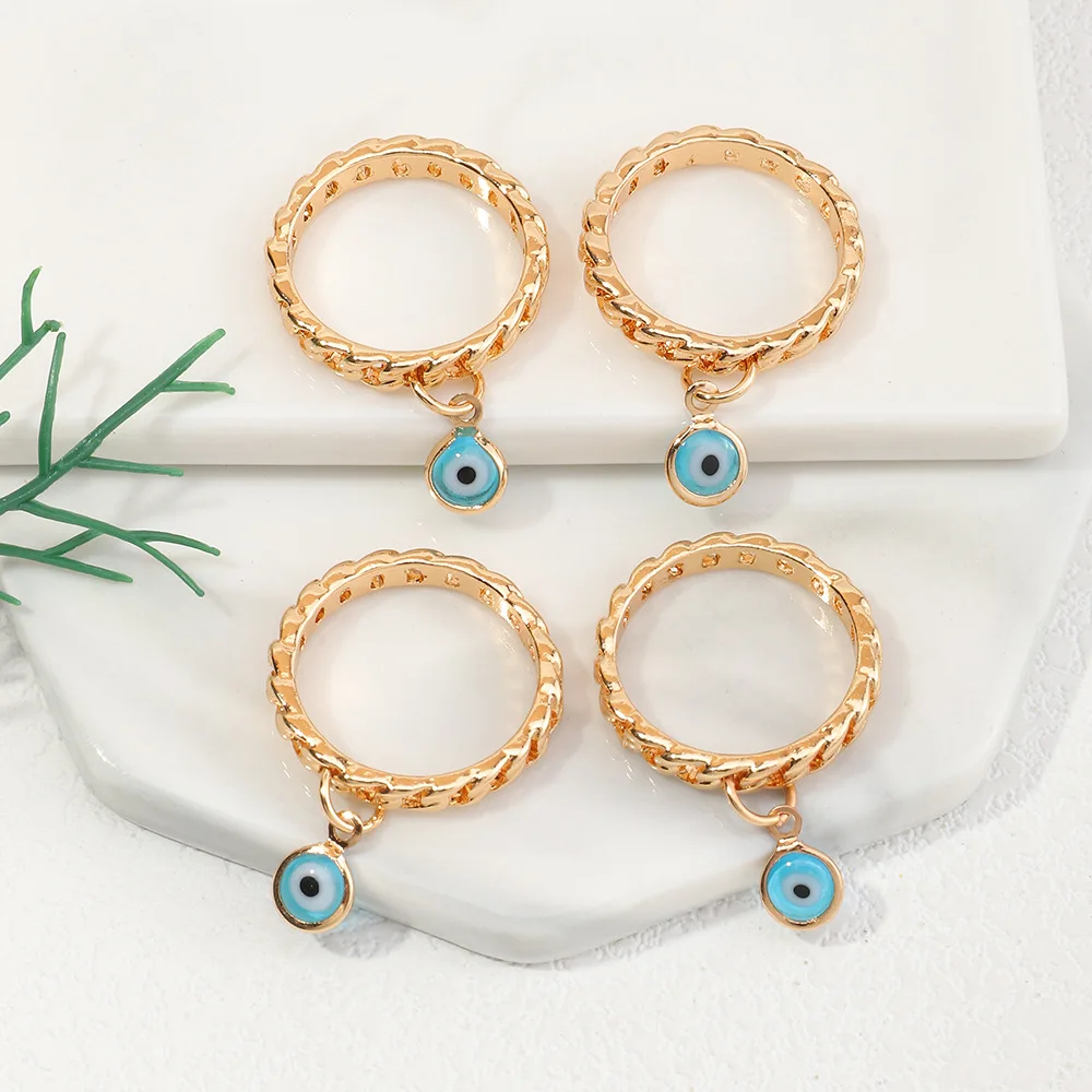 

4pcs/set Vintage Bohemian Demon Eye Star Ring Set Geometry Chain Gold Color Alloy Ring Set Personality Lady Wedding Jewelry Gift