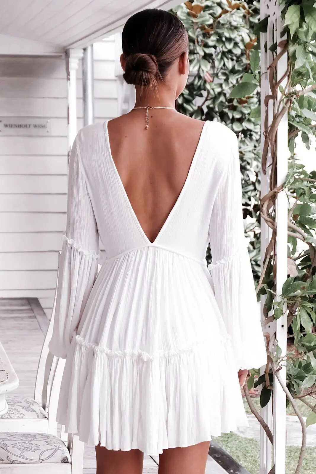 

ZOGAA White Beach Elegant Layered Ruffle Women Summer Dress Sexy Deep V-neck Lantern Long Sleeve Dress Female Holiday Mini Dress
