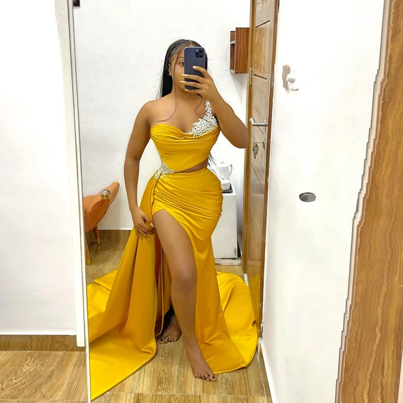 

Желтые сексуальные элегантные платья-русалки для выпускного вечера Aso Ebi на одно плечо с блестками с высоким разрезом Длинные вечерние плат...