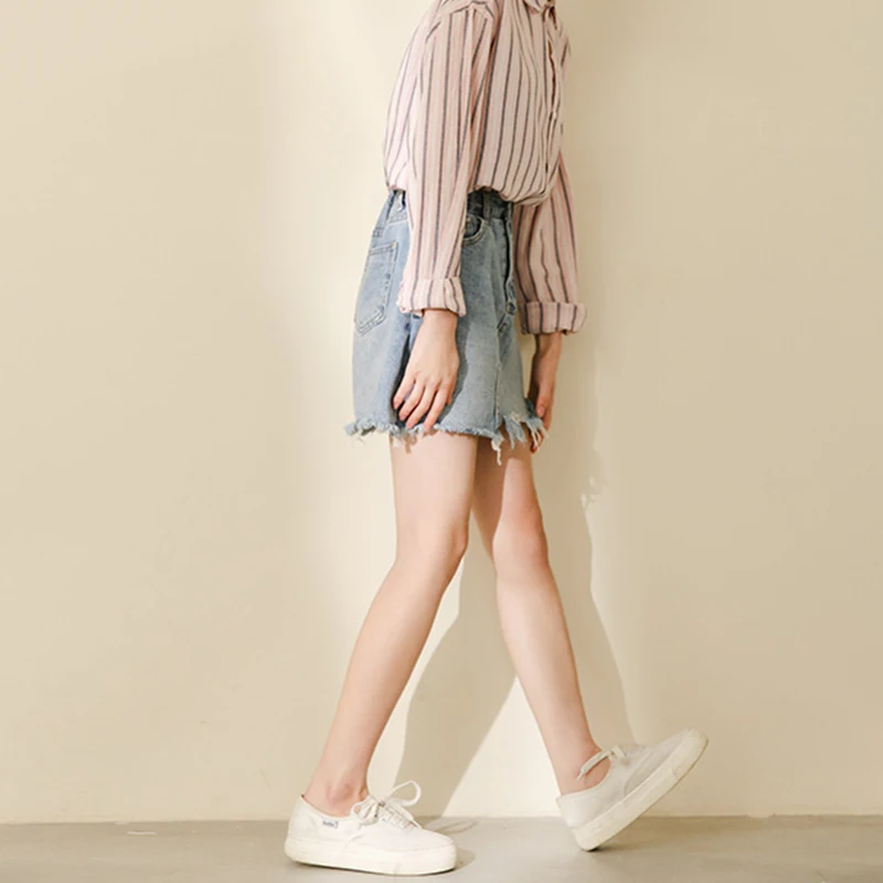 

FORYUNSHES Vintage Denim Skirt Women 2021 Spring Summer Korean Fashion Frayed Hem Washed Distressed Light Denim Skirts Harajuku