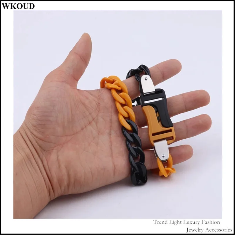

European and American Creative Punk Pundi Locomotive Whirlwind Buckle Double Spell Building Colorful Acryli Couple Necklace