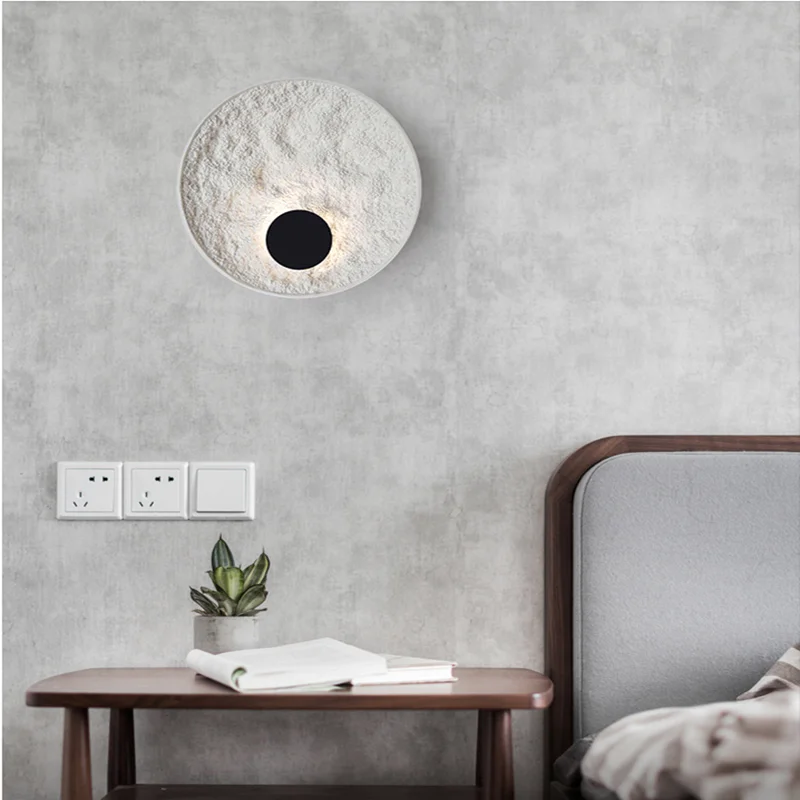 

Modern minimalist personality living room background wall lamp Nordic art creative aisle hotel bedroom bedside wall lamp