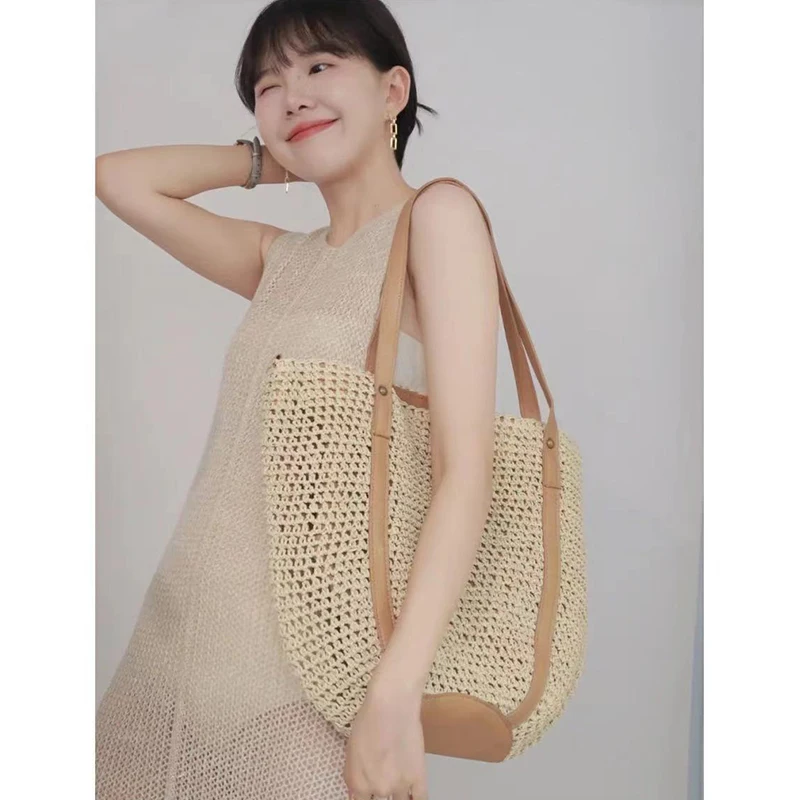 

Women's bag Summer Rattan Bags Women Saddle Straw Shoulder Bag Vacation Casual Bags 2021 Bohemia Shoulder Bags For Fashion Girl