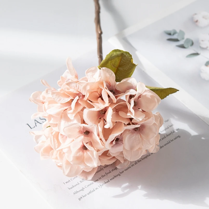 

Искусственные шелковые гортензии smr