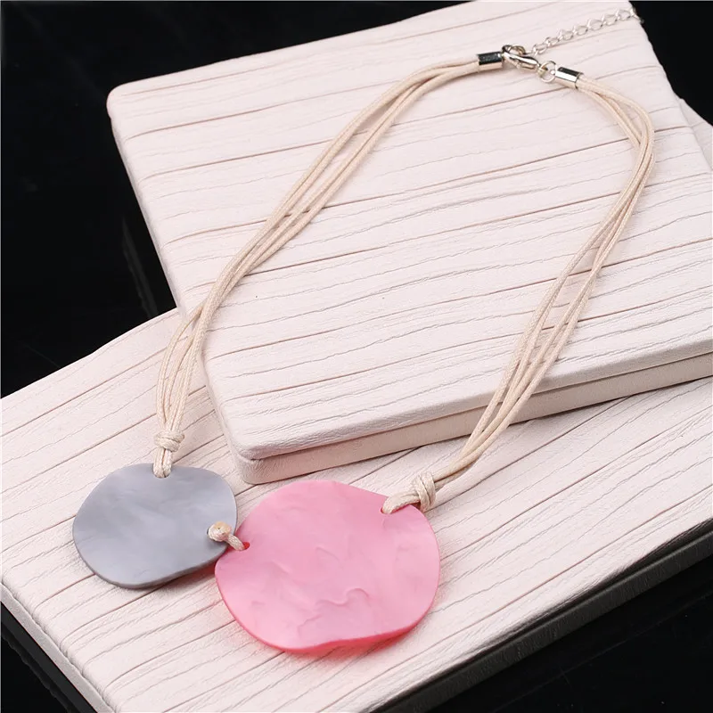 Цепочка с подвеской Женская круглая модное простое ожерелье из смолы длинная