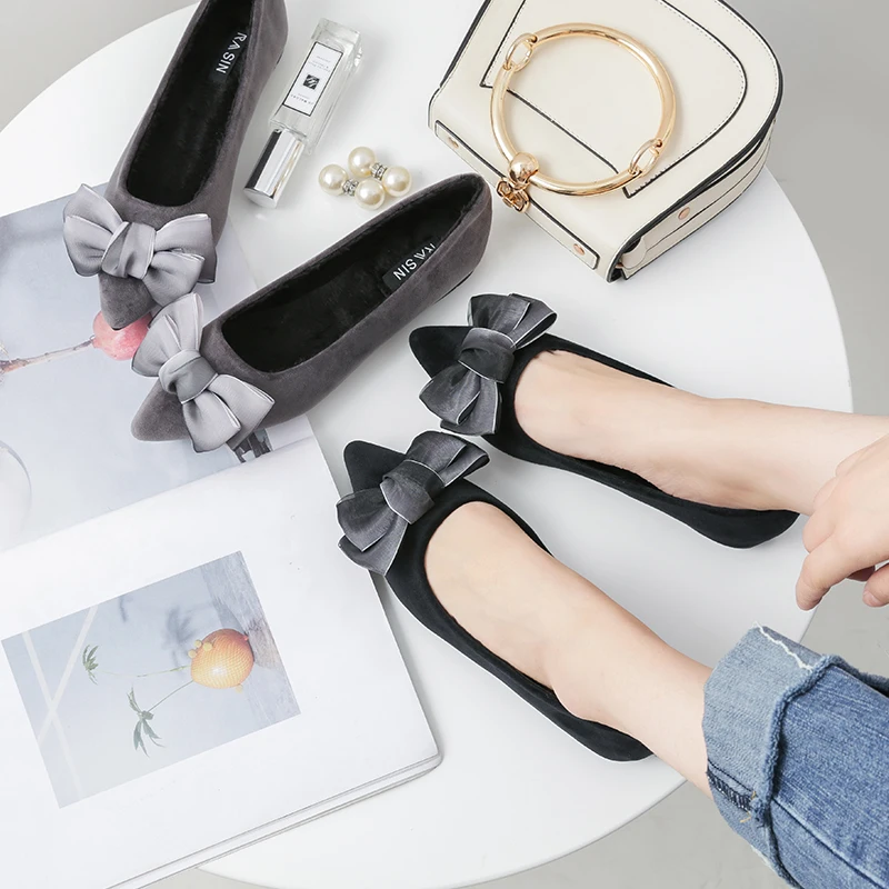 Женские туфли с острым носком красные из бархата в Корейском стиле осень 2019 |