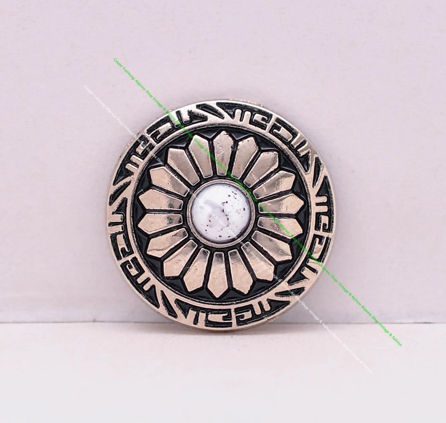 

10pcs 20mm Silver Sun Flower Carved White Turquoise Leathercraft Accessories Western Horse Saddle Tack Belt Conchos Screw back