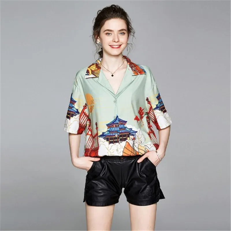 

2020 new summer fashion short-sleeved lapel female printed shirt, female floral shirt, female Hong Kong style all-match M - 2XL