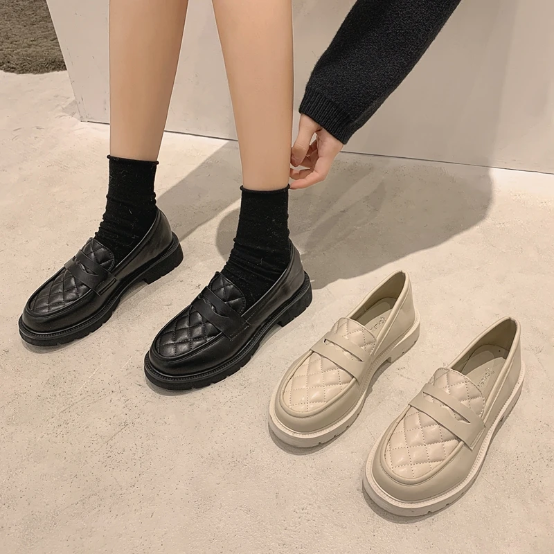 

DLEK Leather Shoes Women Casual Round Toe Square Heel Slip-On Shoes Spring Autumn All-match Fashion Female Ladies Loafers