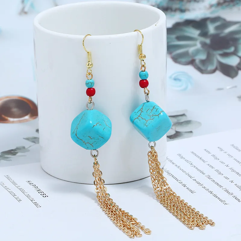 Женские длинные висячие серьги с кисточками квадратные золотистые из