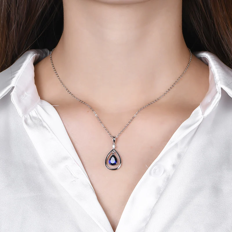 Подвески женские из серебра 2 05 карат с голубым сапфиром |