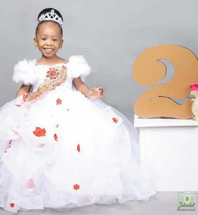 Кружевные платья для девочек с кристаллами и цветами бальное платье-спагетти