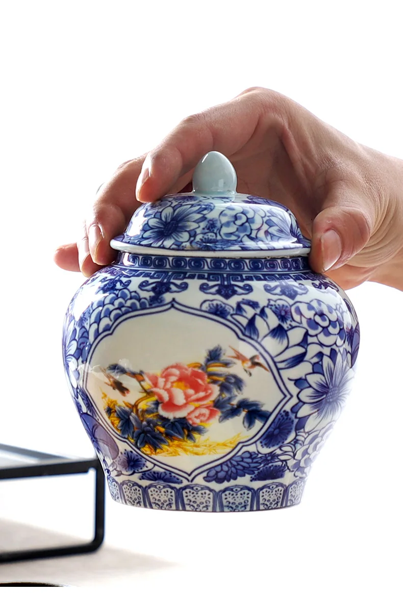 Китайская Ретро чайная банка сине-белая фарфоровая с крышкой Средний