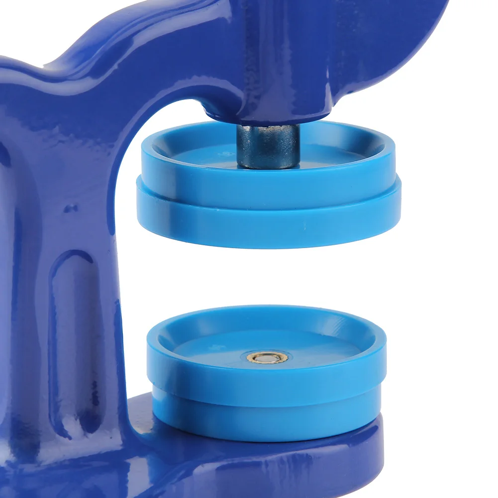 Смотреть назад ближе часы Чехол Пресс With12 умирает с украшением в виде кристаллов