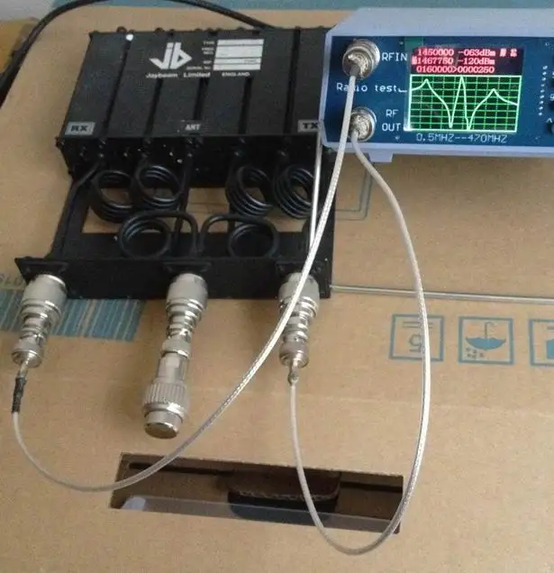 U/V UHF VHF Двухдиапазонный анализатор спектра простой с источником слежения 136 173