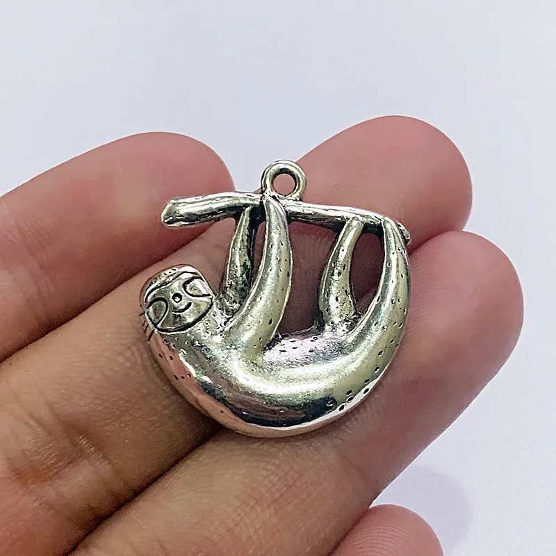 

10 pieces/lot 26x25mm Antique Silver Color Alloy Sloth Charm Pendant Necklace Earring Bracelet Key Chain DIY Jewelry Accessory