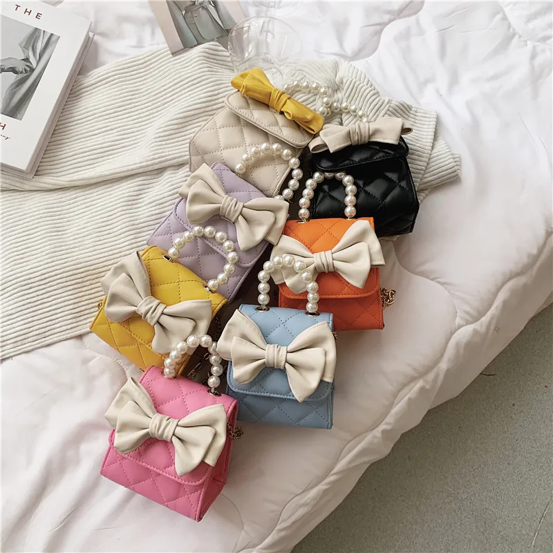 

Маленькая сумка в клетку с бриллиантами, женская сумка на плечо с жемчужными ручками и цепочками, кожаная сумка через плечо с вышивкой через...