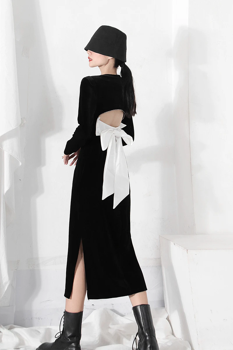 

LANMREM Autumn Winter 2021 French Style Split Bow Velvet Mid-calf Length Hollow Out Square Collar Black Dress For Women 2A2021
