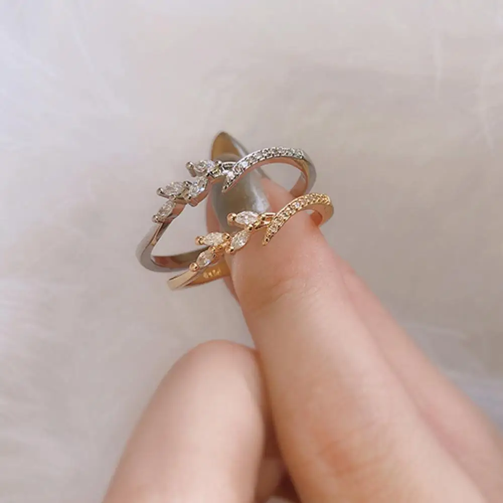 

Women Fashion Leaf Shape Marquise Cut Cubic Zircon Inlaid Finger Ring Jewelry