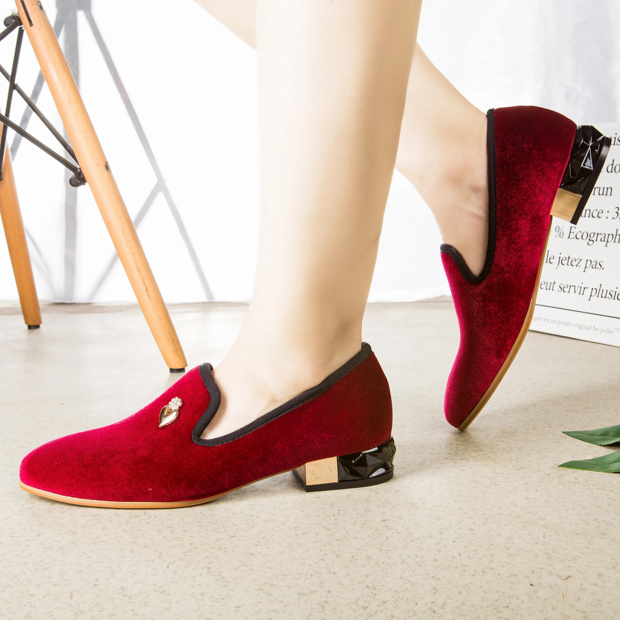 

MEIJIANA Spring Loafers Women Genuine Leather Boat Shoes Metal Decoration Casual Heels Female White Loafer Shoes Fashion