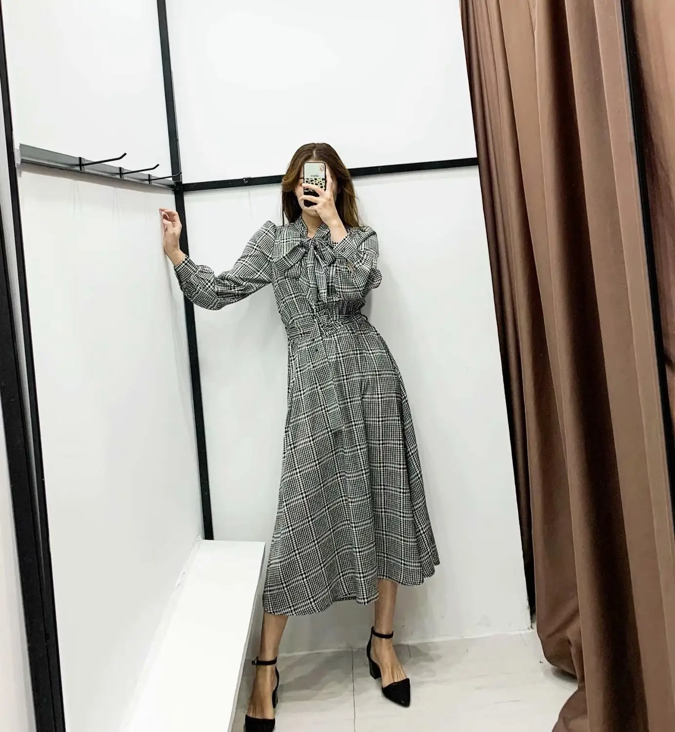 Новинка 2020 женское винтажное платье средней длины с v образным вырезом и принтом