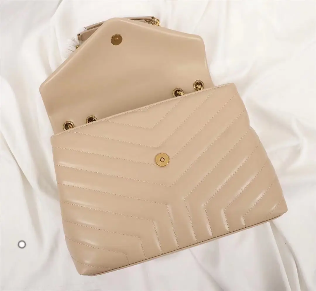 

Old women's bags, belts, 2021