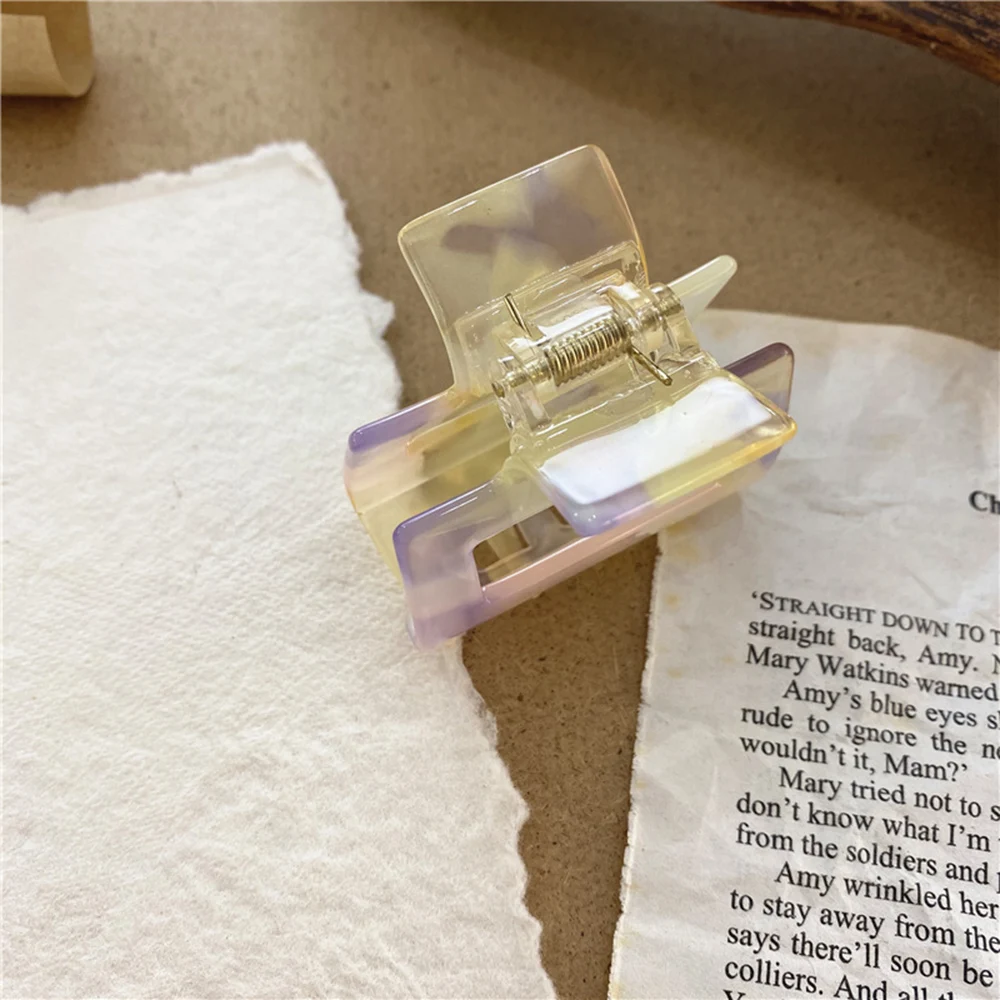 

Vintage Geometric Hair Claw Barrette Crab Women Girls Claw Clip Hair Claws Bath Clip Ponytail Clip Hair Accessories Gift