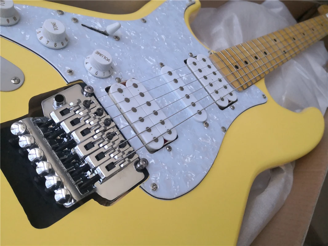 

Бесплатная доставка на заказ 6 строка левая рука Гитары, желтый Гитары, корпус из липы, клен шеи, гитарный Бридж "тремоло", белый, черная кнопк...