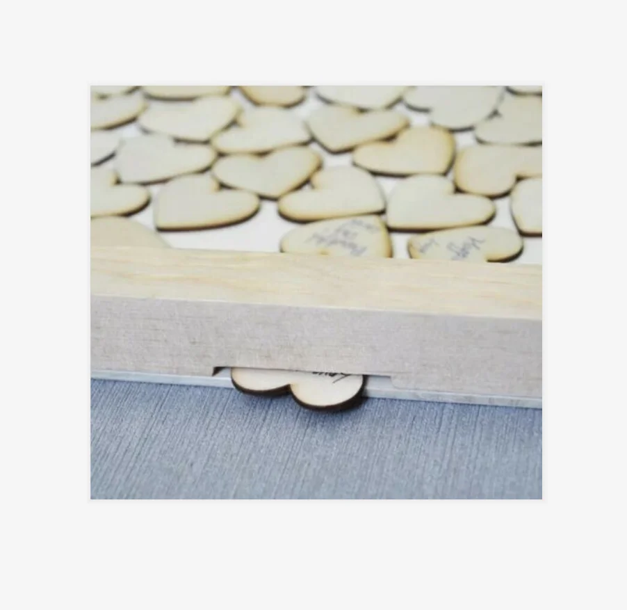 Персонализированная потертая шикарная рамка в форме сердца для гостевой книги