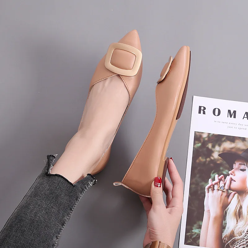 Остроносые туфли с квадратным носком на плоской подошве осень 2021 new Tsutsu мягкая