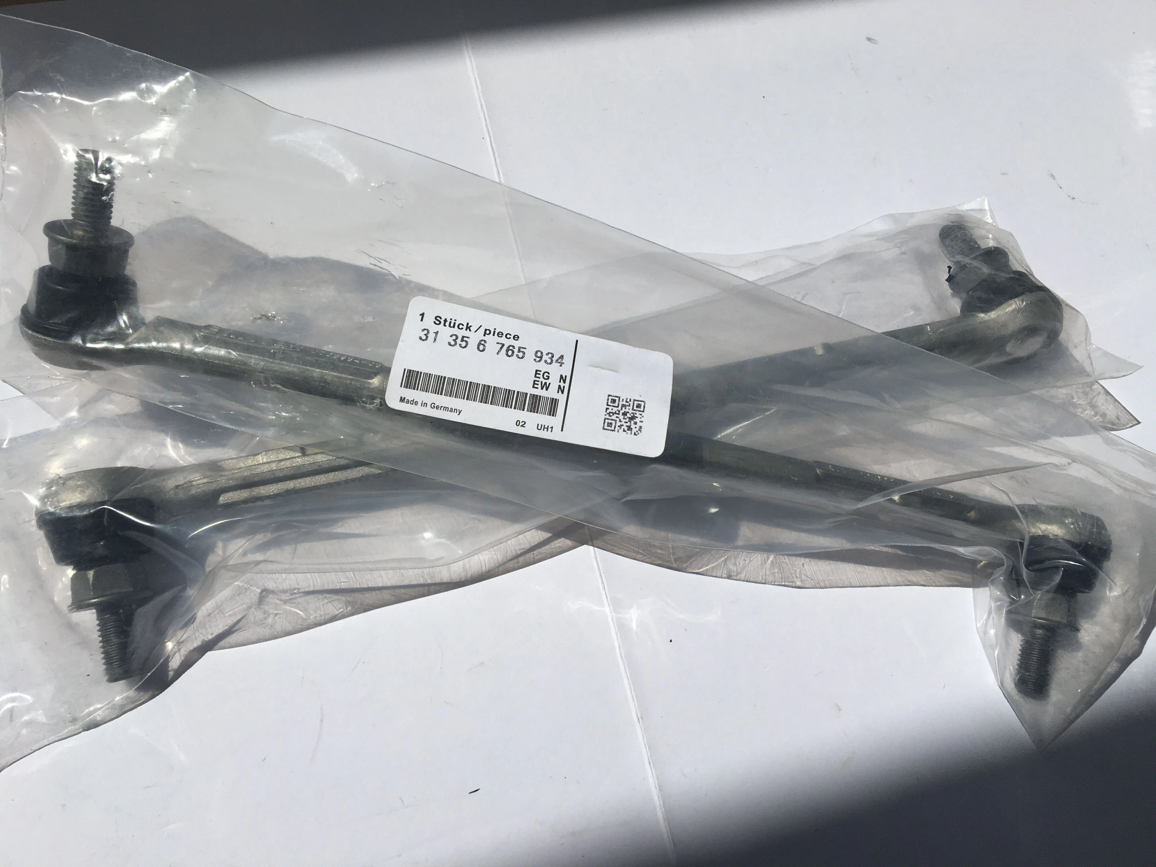 Передняя штанга стабилизатора для BMW E90 E91 E81 E82 E92 128i 135i 325i 328i 31356765933 31356765934 левые и